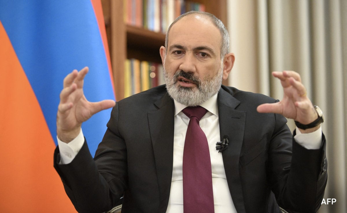 Armenia PM Hopes For Azerbaijan Peace Deal "In Coming Months"