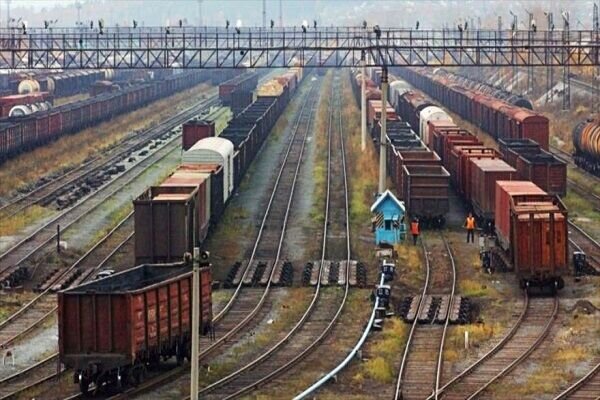 Iran-Azerbaijan rail transit up by 40% y/y in March-September