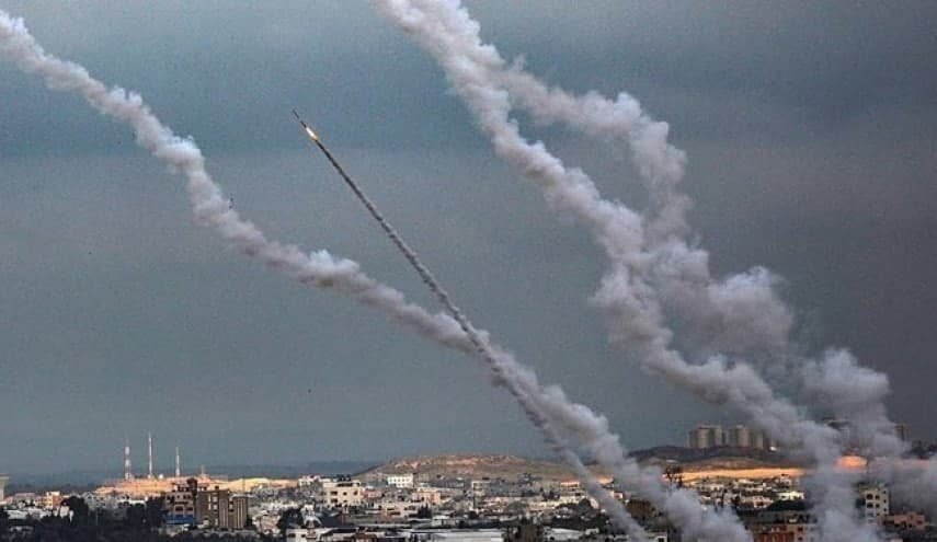 Ashkelon targeted with 30 missiles after Hamas warning