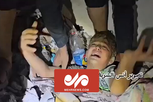 VIDEO: Palestinians rescue children from under rubble