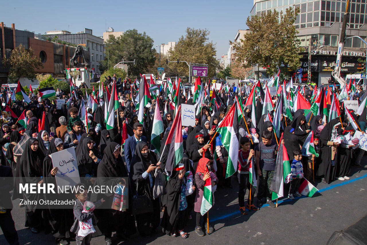 Tehranian women, children hold pro-Gaza rally