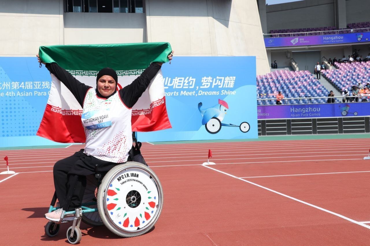 Javelin thrower Motaghian wins gold at 2022 Asian Para Games