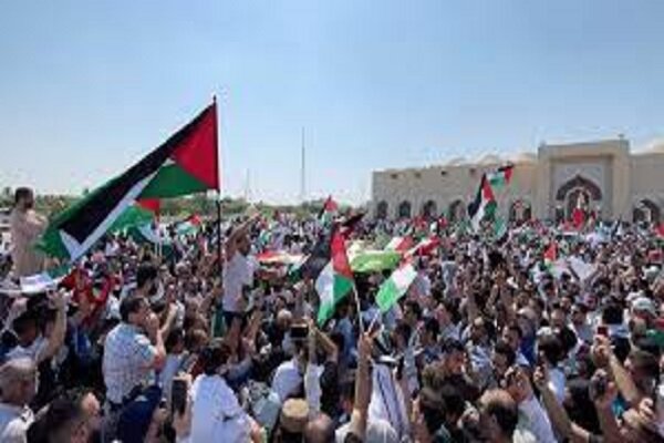 VIDEO: Pro-Palestinians hold rallies against Zionist in Doha