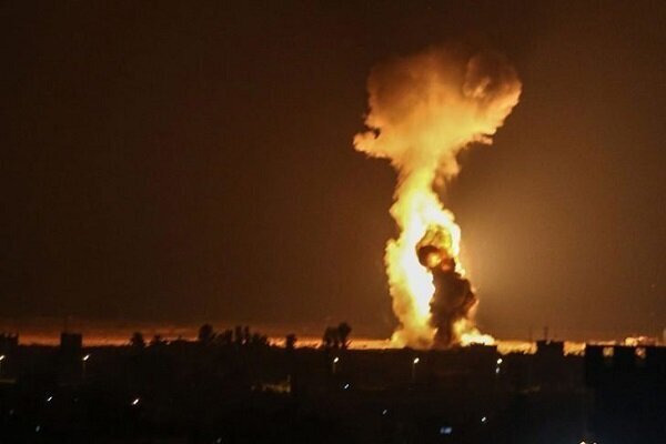 Israeli regime launches artillery attack on Syria's Quneitra