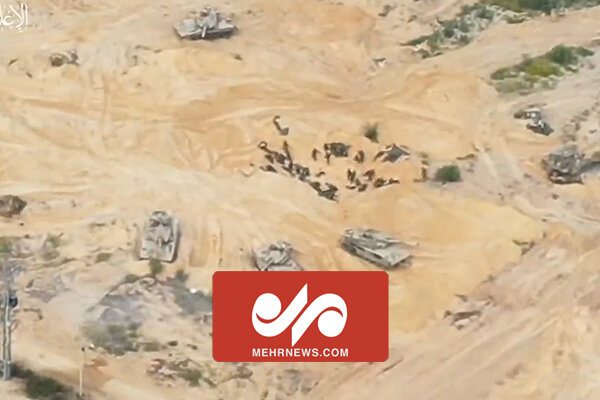 VIDEO: 	Hamas fighters repelling Israeli incursion