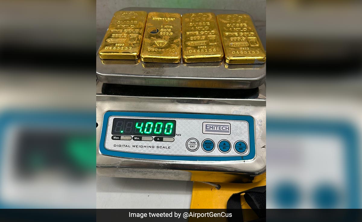 Gold Smuggling Racket Busted In Mumbai, 5 African Women Among 8 Arrested