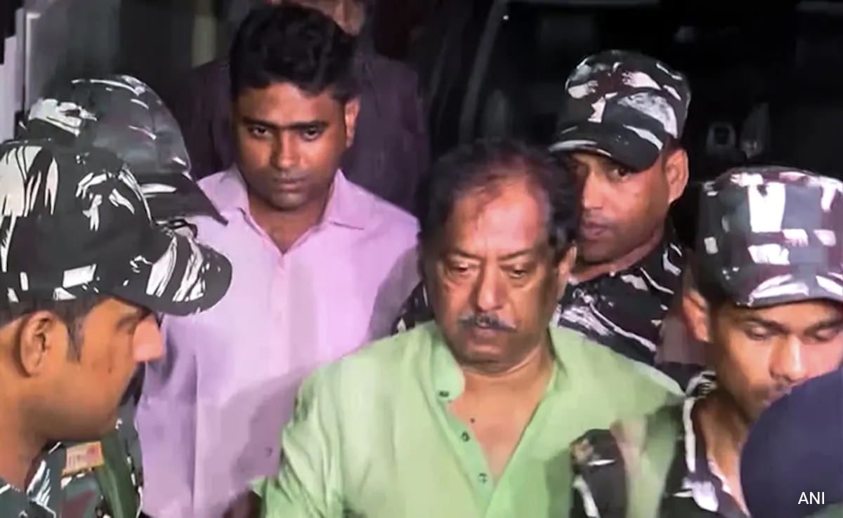 Bengal Minister, Arrested In Alleged Corruption Case, Faints In Court