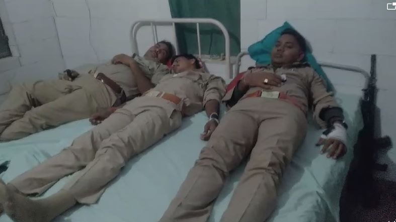 Arrested For Thrashing Cop, 2 Men Fire At 3 Other Policemen In UP