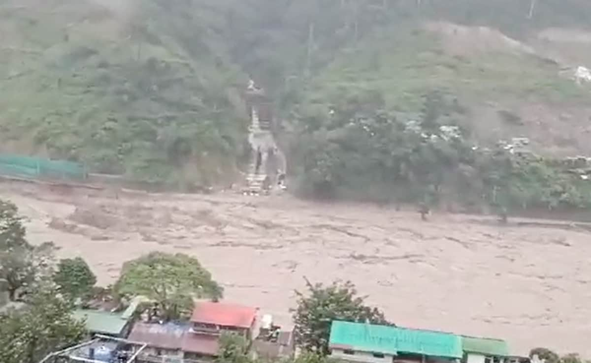 Flash Flood Alert In Sikkim After Teesta River Water Levels Rise