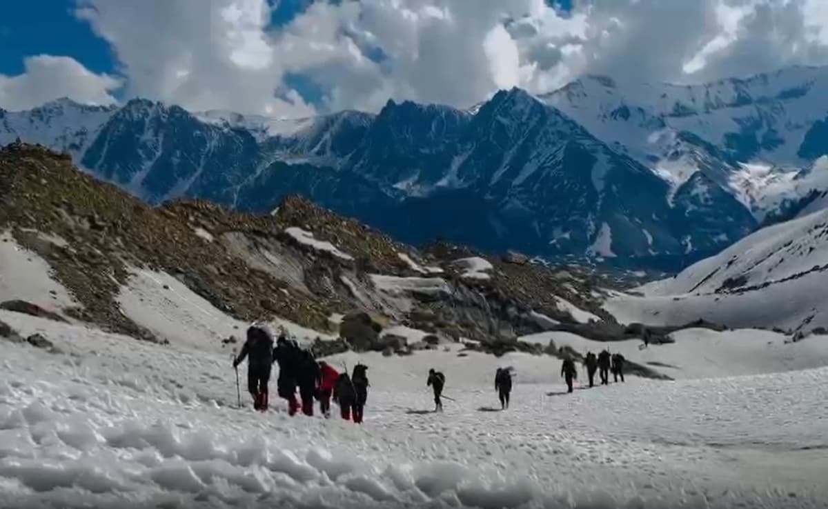 20 Mountaineers Climb Tallest Peaks In All 28 States To Hoist Tricolour