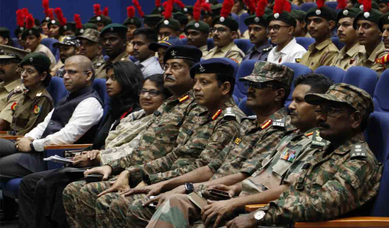 Air Commodore VM Reddy, DDG, NCC Dte (AP & T)at ‘Ek Bharat Shrestha Bharat’ Camp