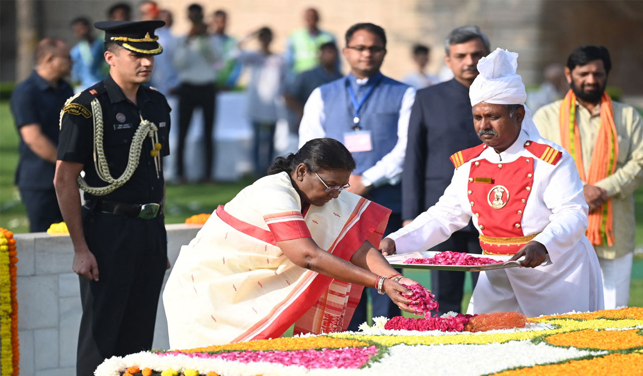 Gandhi Jayanti: President Droupadi Murmu pays homage to Mahatma Gandhi at Rajghat