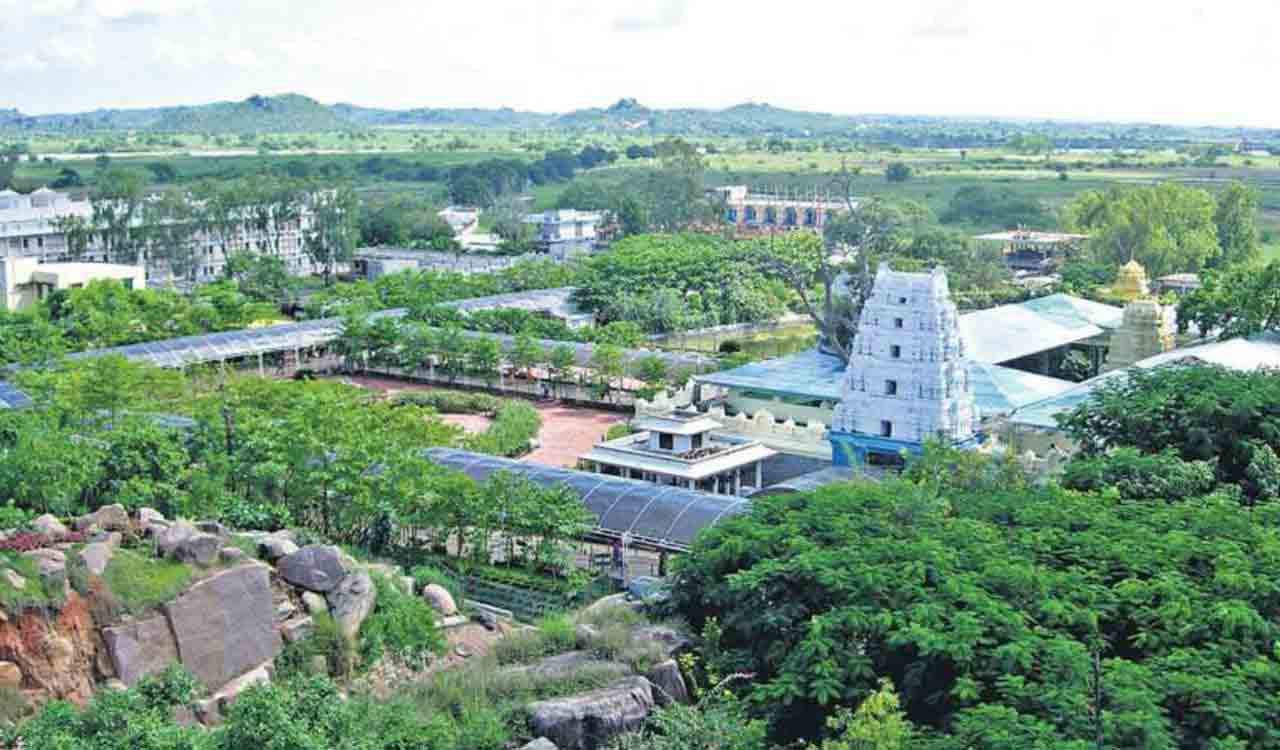 Basar temple sees influx of devotees