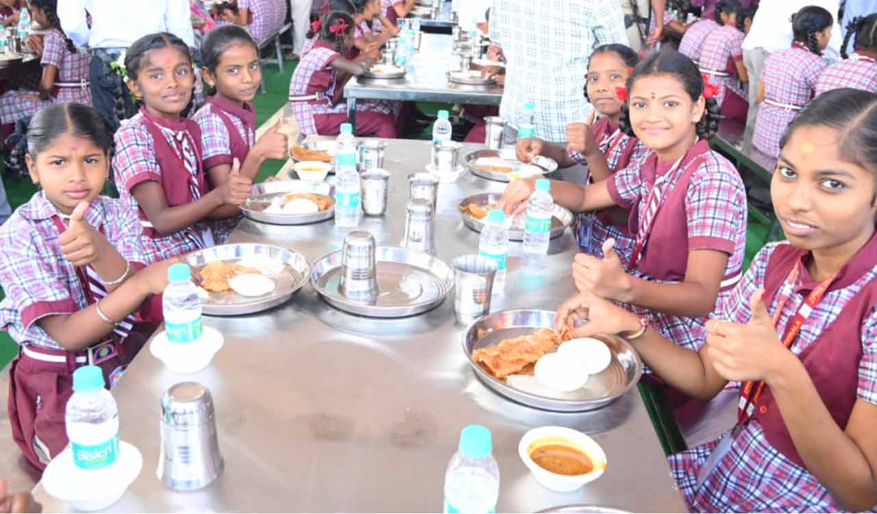 CM Breakfast scheme is aimed at satiating hunger of the poor students: Indrakaran