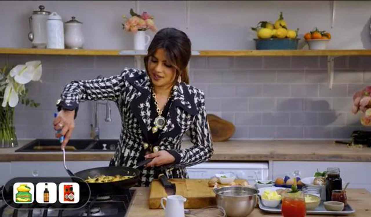 Celeb breakfast: Priyanka’s omelette, Alia’s chia pudding…