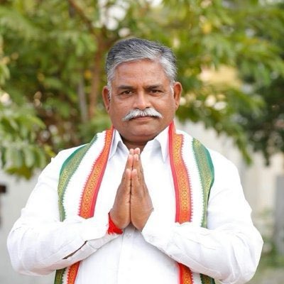 Jogulamba Gadwal DCC president Prabhakar Reddy quits party for being denied ticket