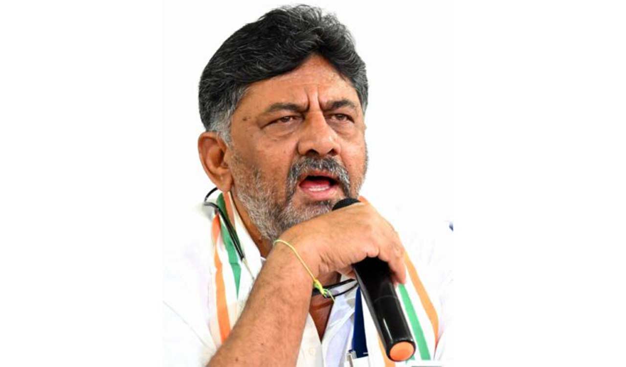 Cong infighting: Shivakumar issues gag order on MLAs