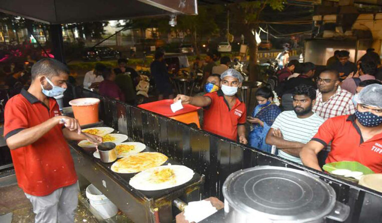 Hyderabad: DLF’s food street to close at 11 pm till elections