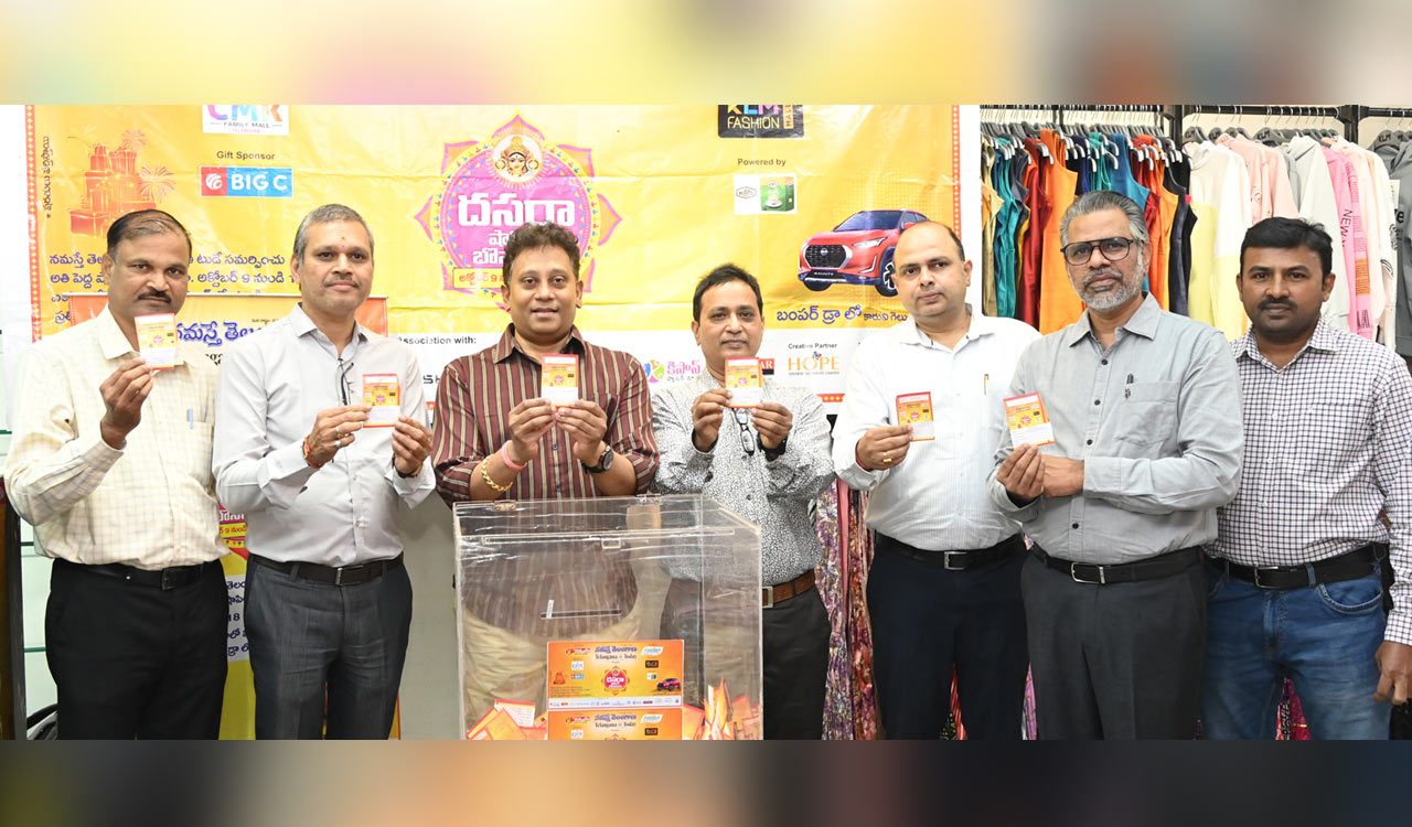 KLM customers win exciting gifts in Dasara Shopping Bonanza