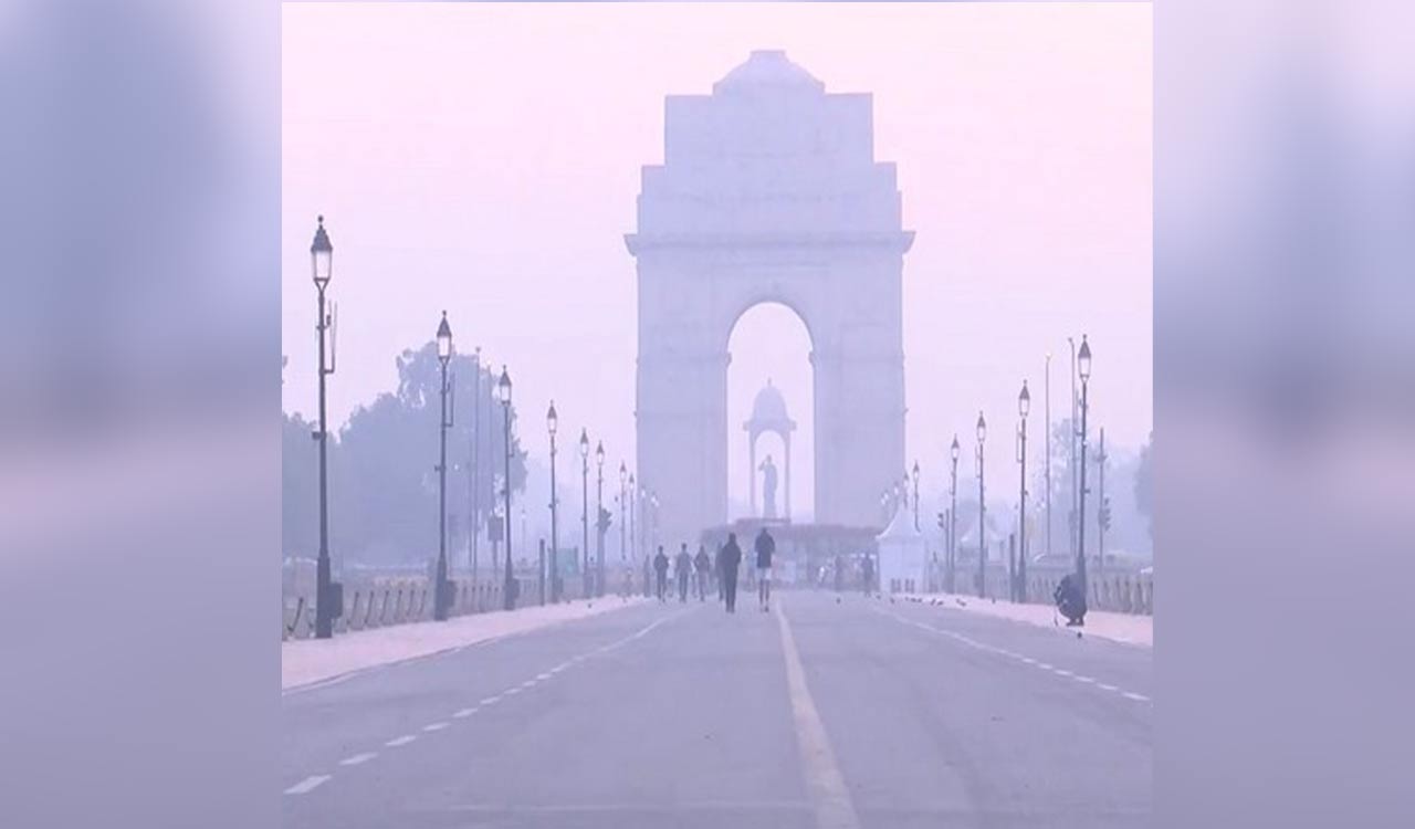 Delhi air quality remains ‘poor’ for third consecutive day