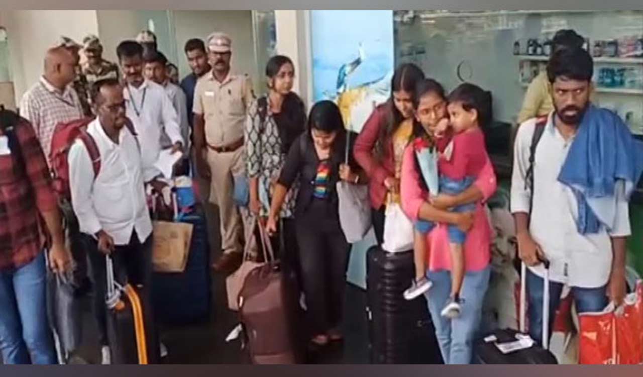 Eight Tamilians arrive from war-hit Israel at Madurai Airport