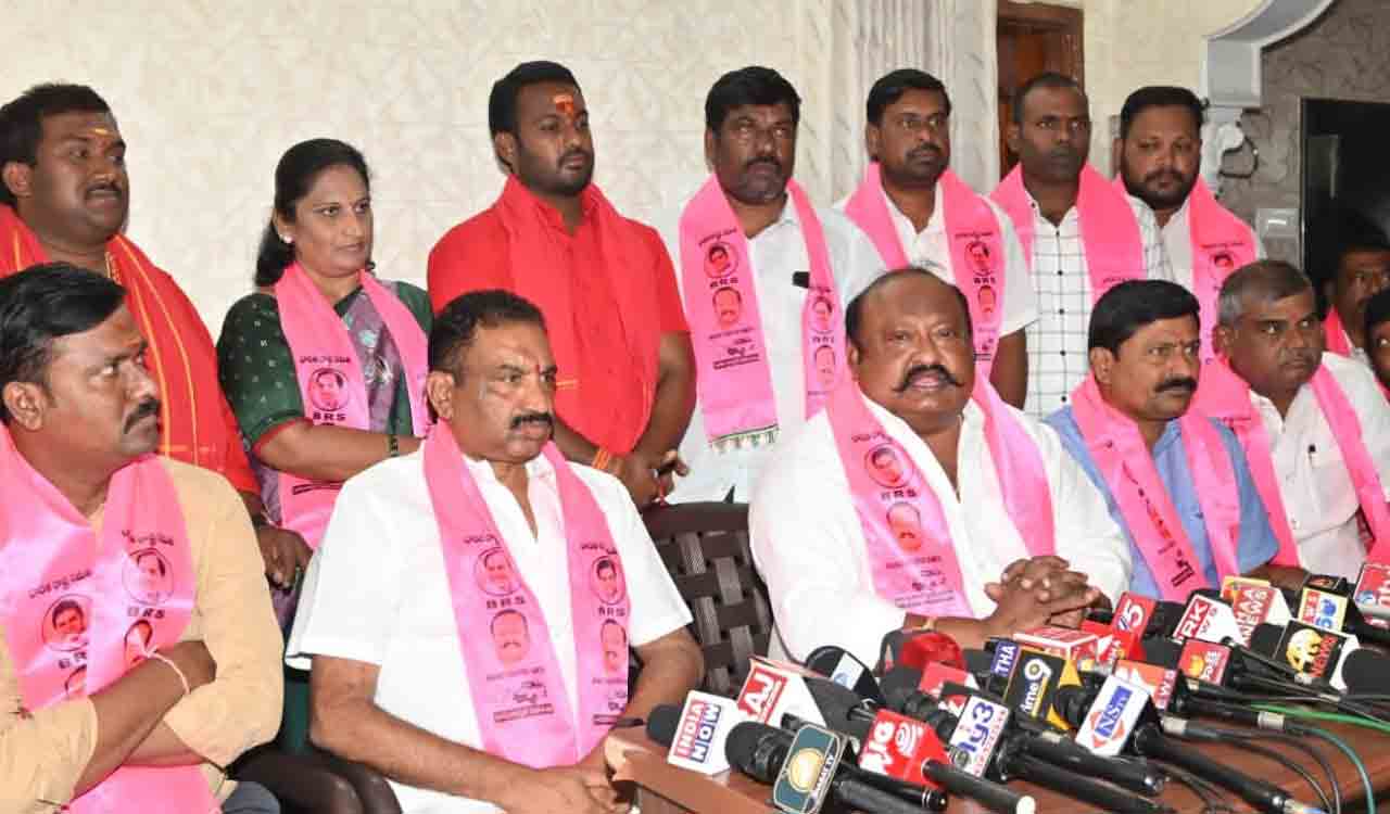 Gangula advises people not to vote for Cong, BJP