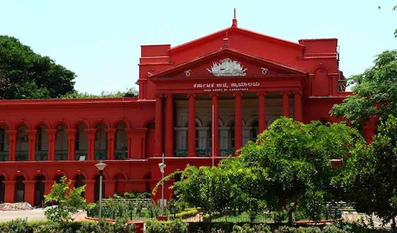 K’taka HC slaps fine on state govt for negligence in submitting report on public toilets in B’luru