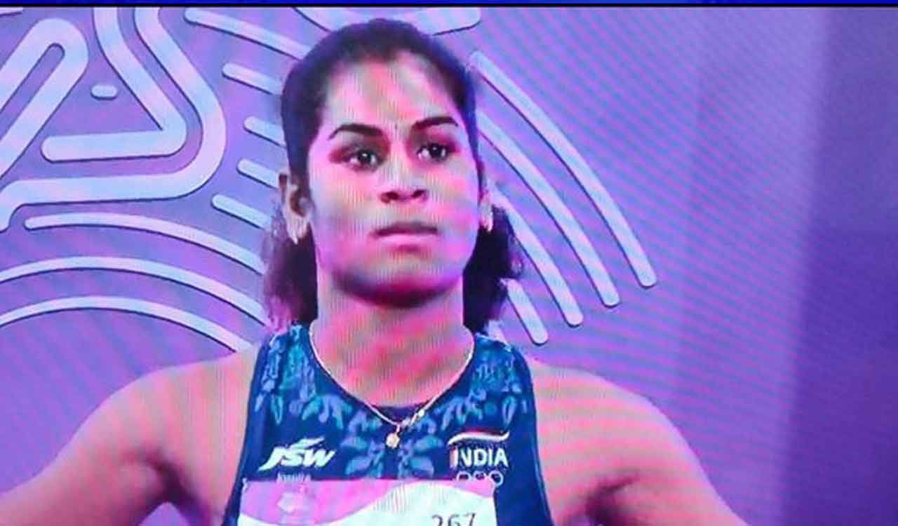 Nandini Agasara wins bronze in women’s heptathlon 800m