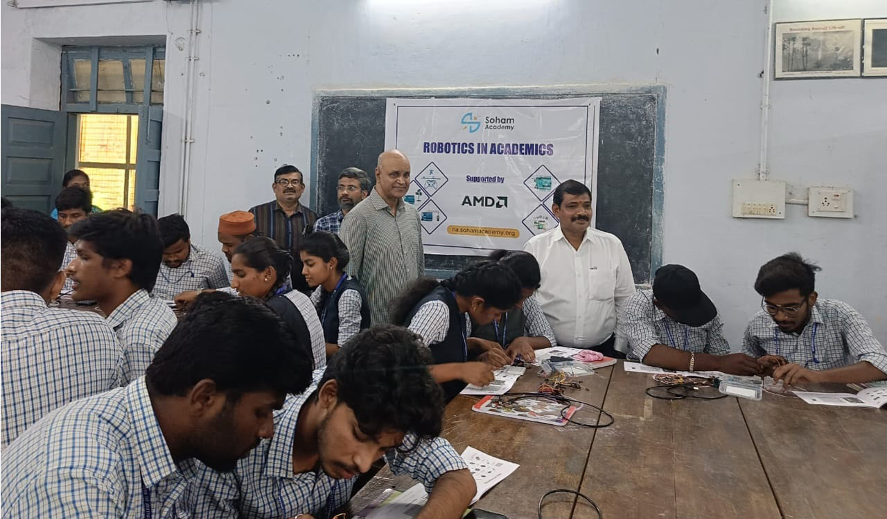 Workshop on Robotics held at SRR college in Karimnagar