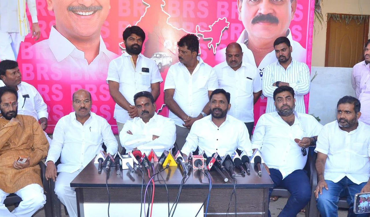 Differences sorted out in BRS leaders in Sangareddy