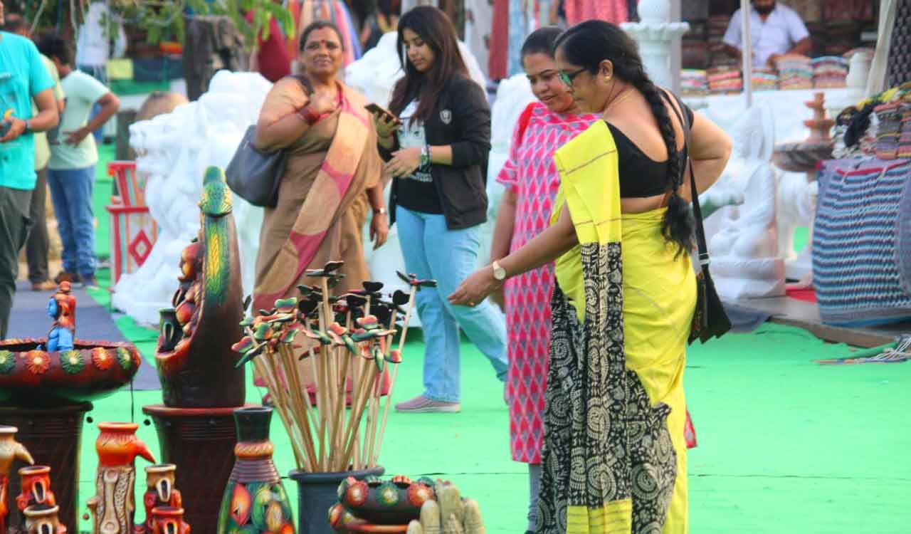 Secunderabad’s Hunar Mahotsav showcases exceptional crafts, continues to amaze