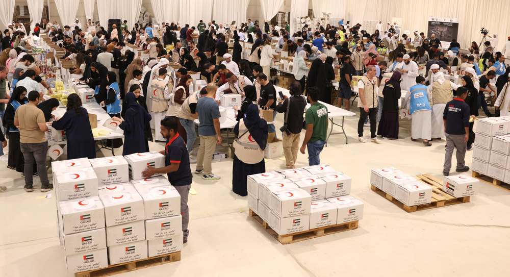 Volunteers gather aid in Dubai for Palestinians in Gaza