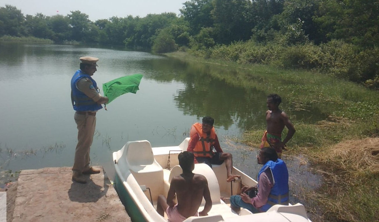 Boating facility resumed in Gandhari Vanam of Mancherial