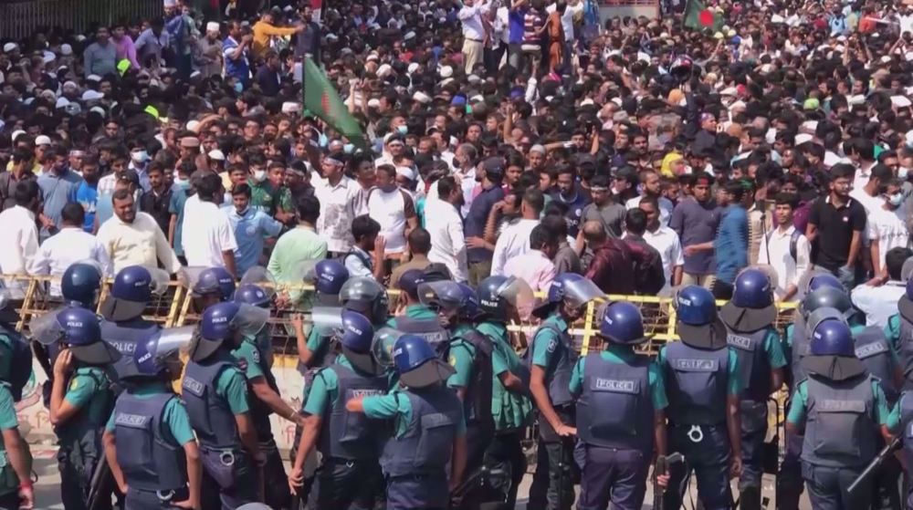 Bangladesh police clash with opposition protesters in Dhaka