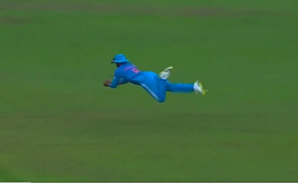 Watch: Jadeja Pulls Off Stunner, Makes Hilarious Gesture Towards Teammates