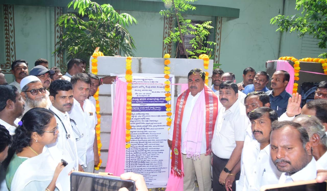 Errabelli lays foundation stones for development works in Thorrur