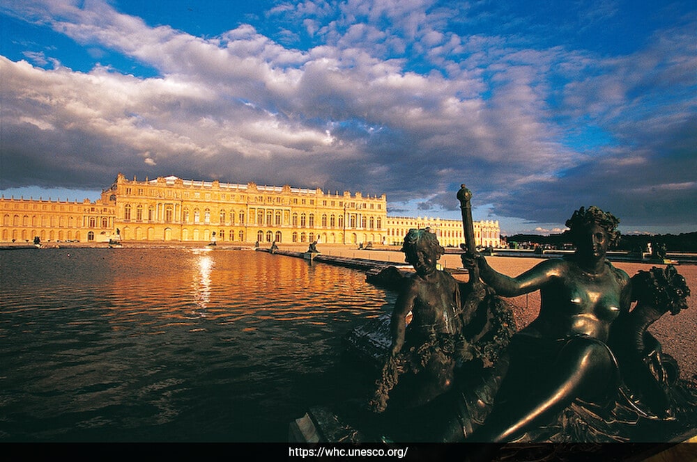 Bomb Alert At Palace of Versailles After Louvre Shuts Over Threat