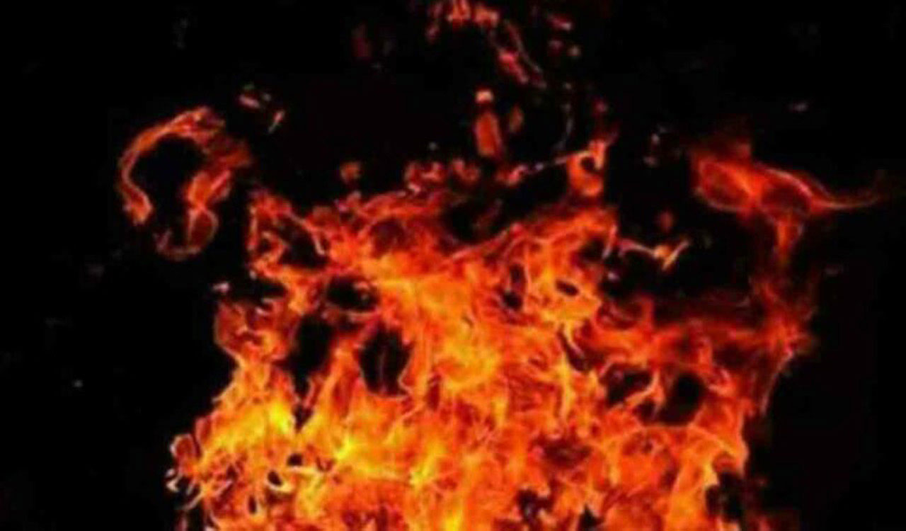 Hyderabad: Fire breaks out at textile store in Ramnagar, no casualties reported