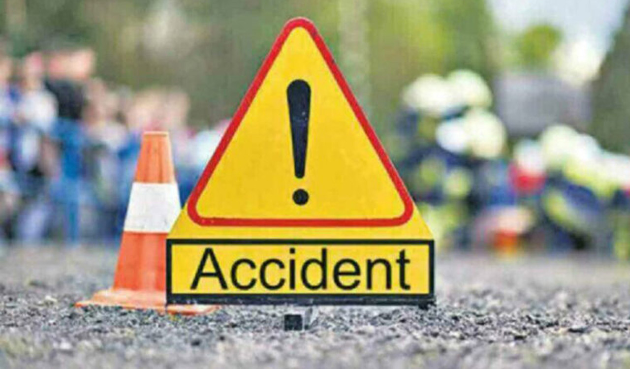 Teacher, former student die in accident in Karimnagar