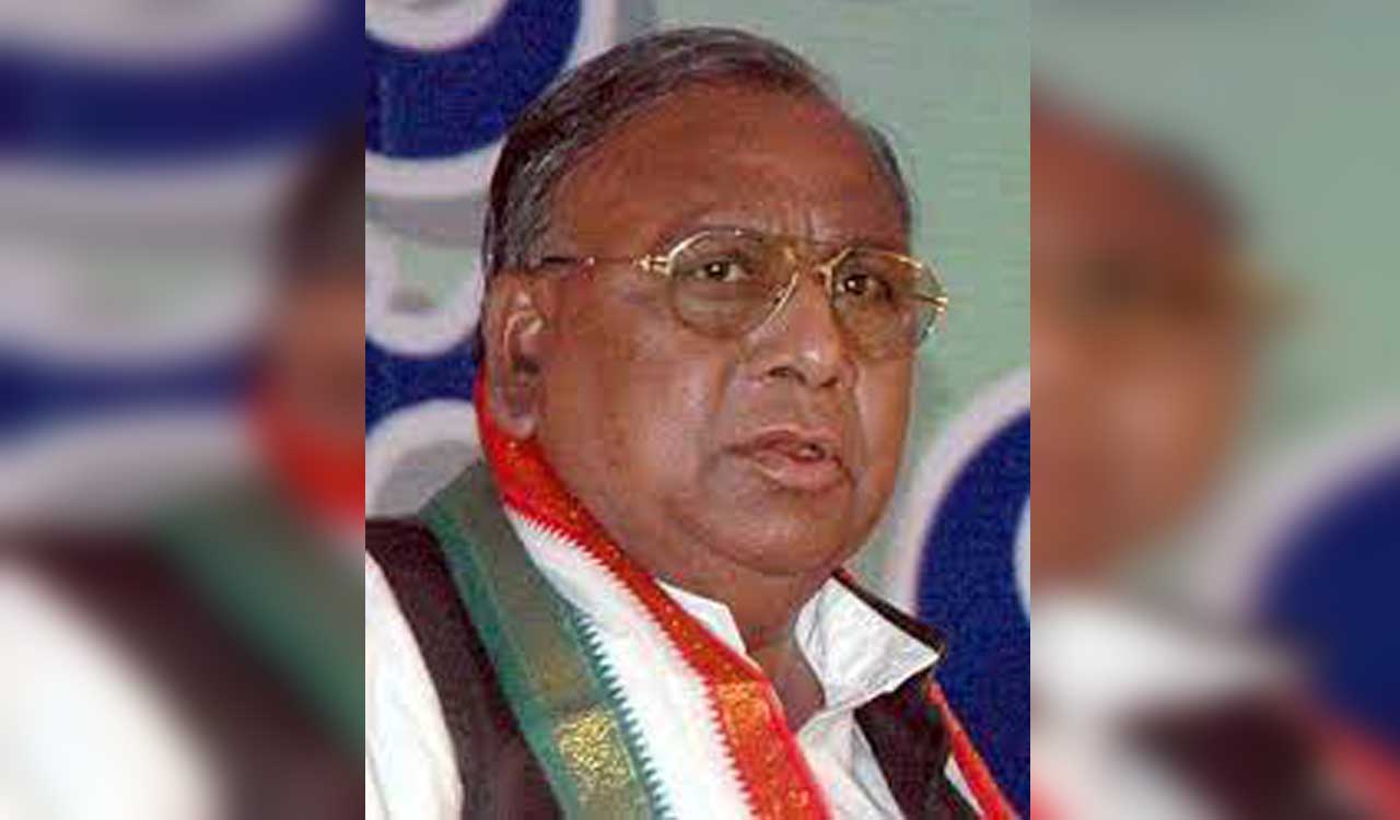 Don’t give money to Visaka Industries, says Hanumantha Rao