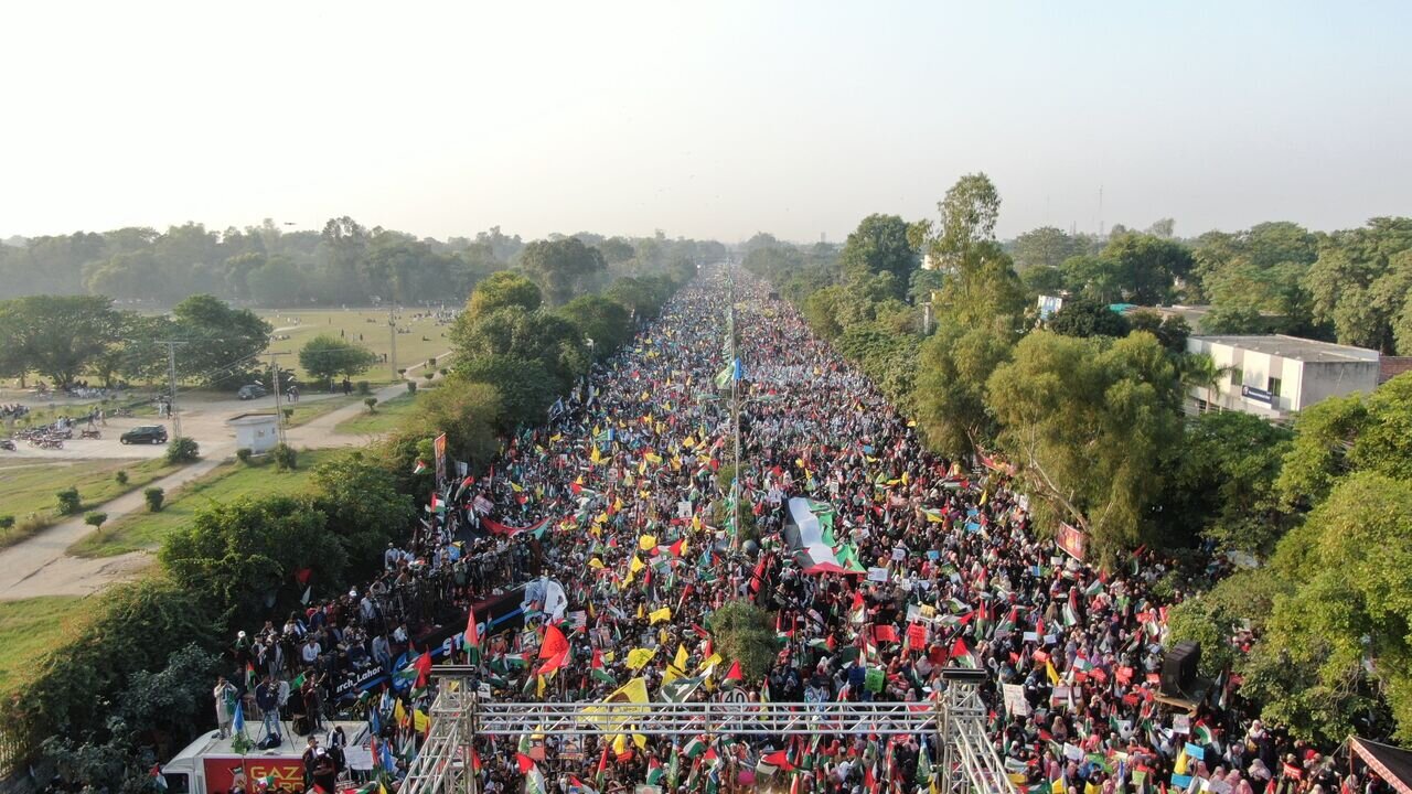 Pakistani people show solidarity with Palestine again