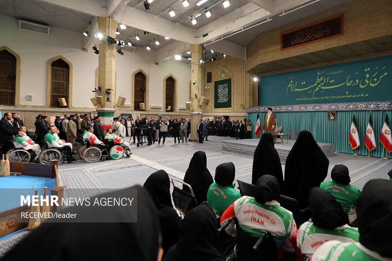 Leader's meeting with Iranian athletes