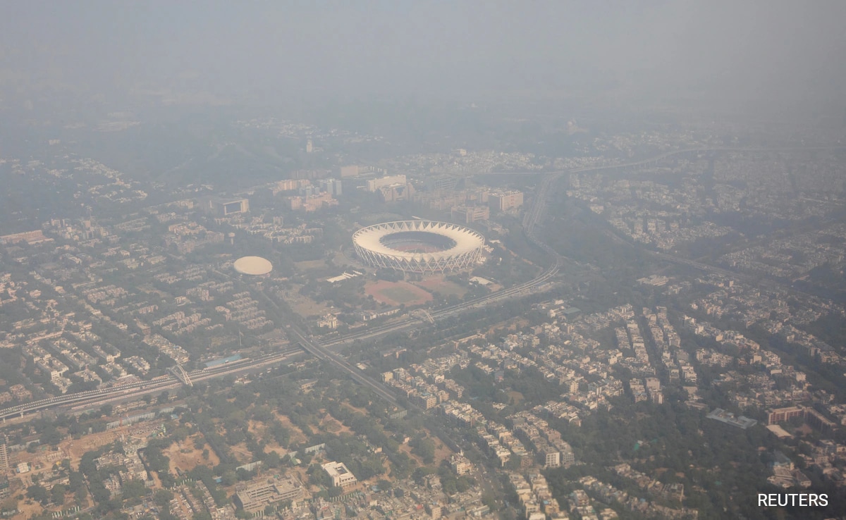 Delhi Covered With Thick Toxic Haze, Air Quality Deteriorates Further