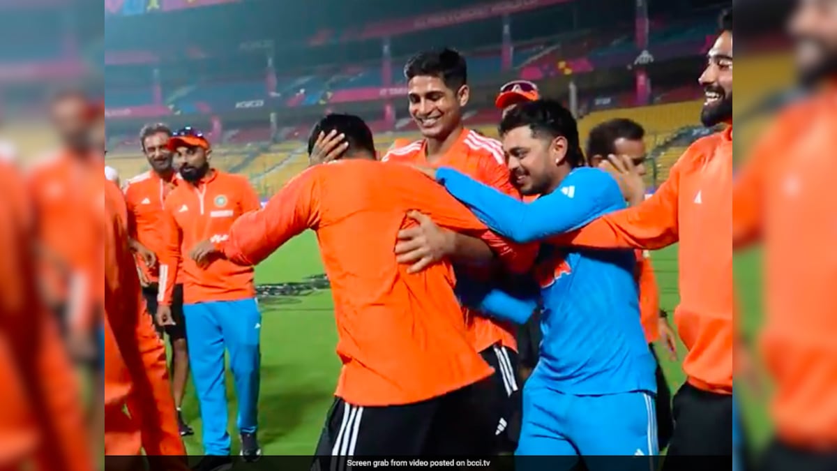 Watch: Kohli, Gill, Others Celebrate As "Best Fielder" Medal Goes To…