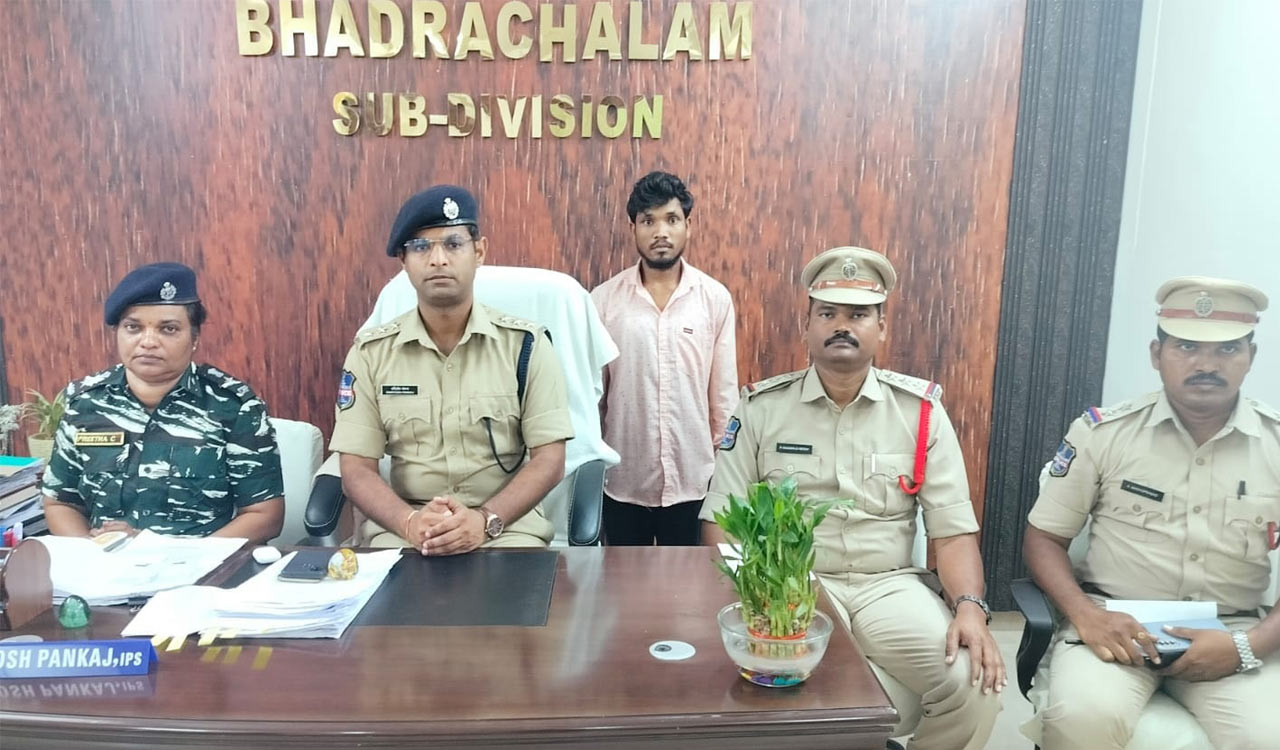 Maoist action team member surrenders to police in Kothagudem