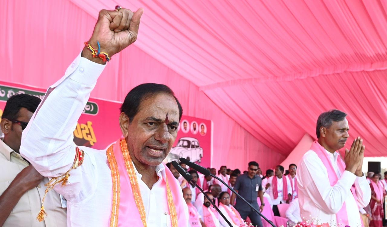 Old land administration system instead of Dharani disastrous for farmers: CM