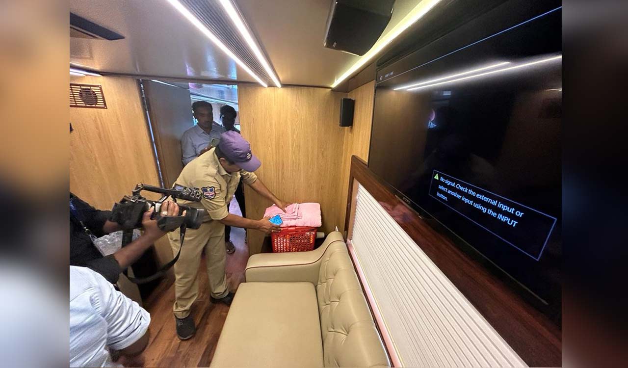 Election officials check CM KCR’s convoy in Kothagudem