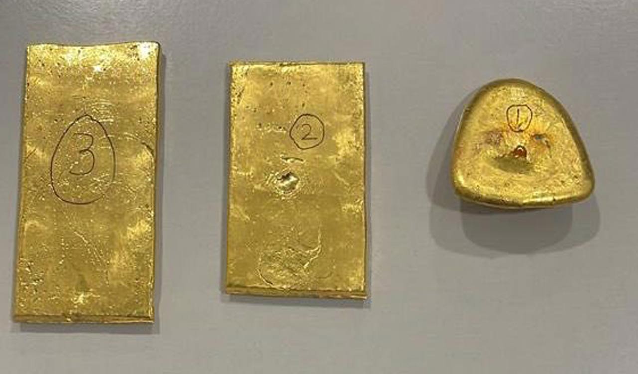 Hyderabad: Gold worth Rs 61.21 lakh seized from three passengers at RGIA