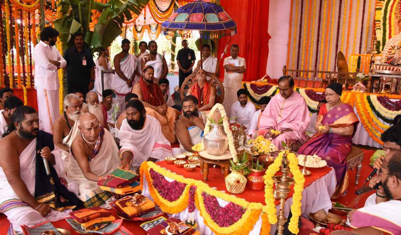 Rajashyamala Yagam performed at CM KCR’s farmhouse