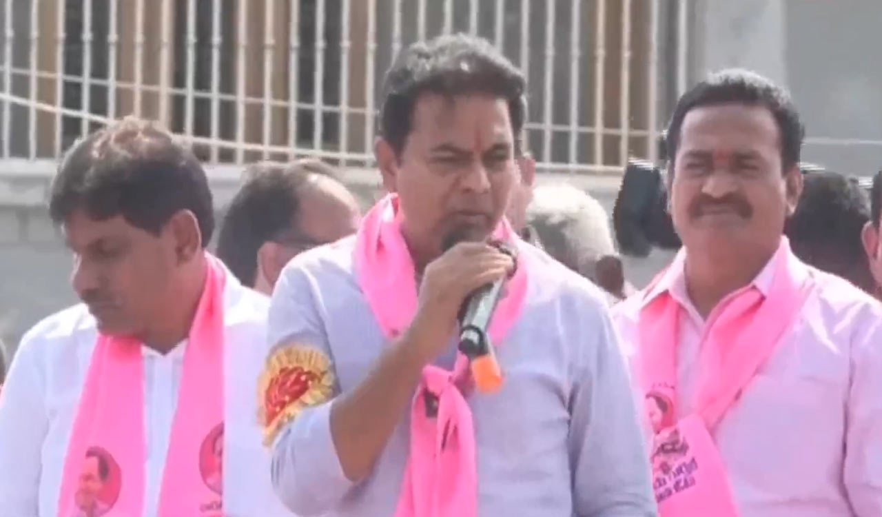 Congress hatching ploys to ruin Telangana farmers’ prosperity, says KTR